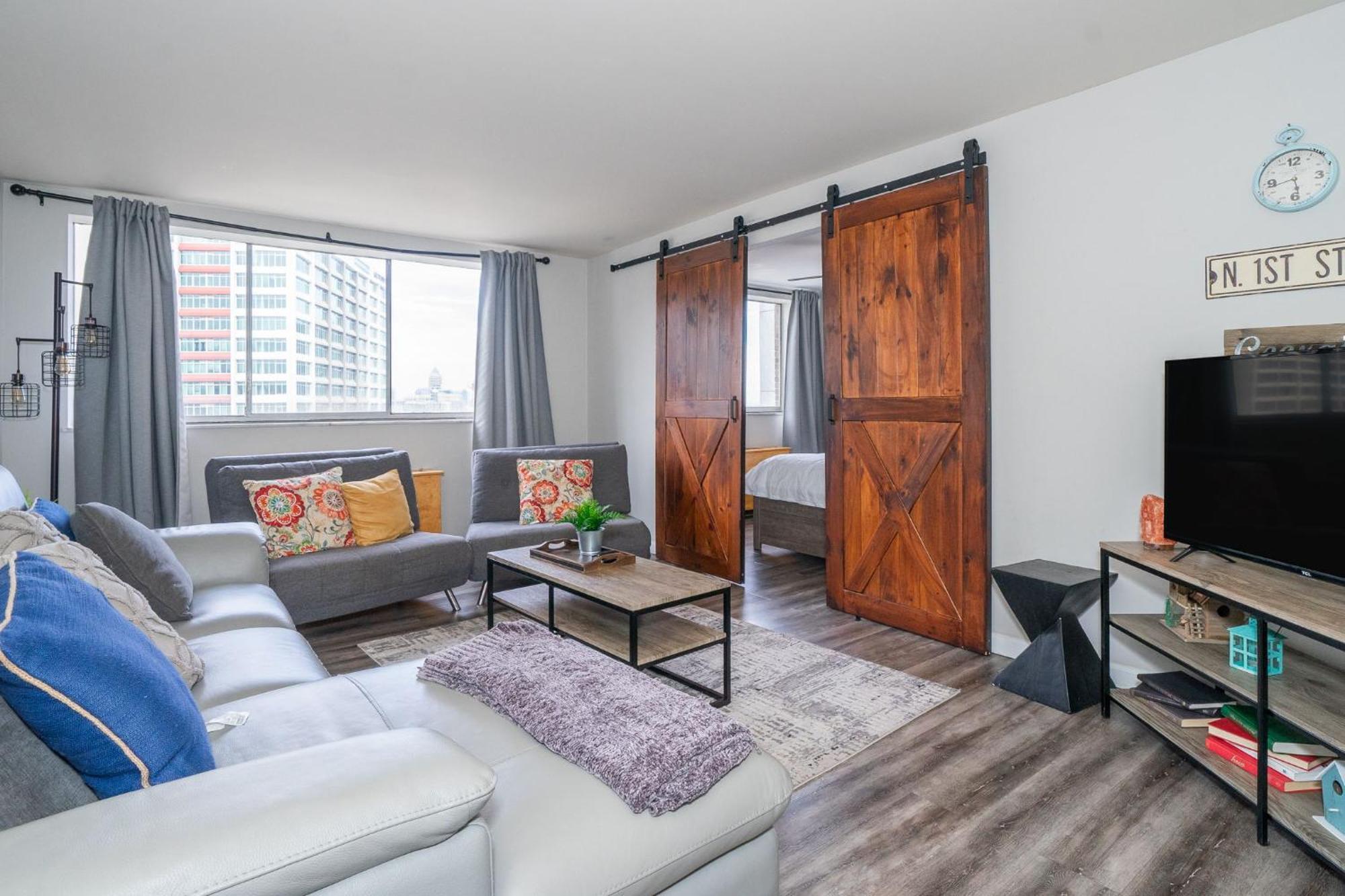 Welcoming Barn, 2 Bedroom & 1 Bath & Parking Atlanta Dış mekan fotoğraf