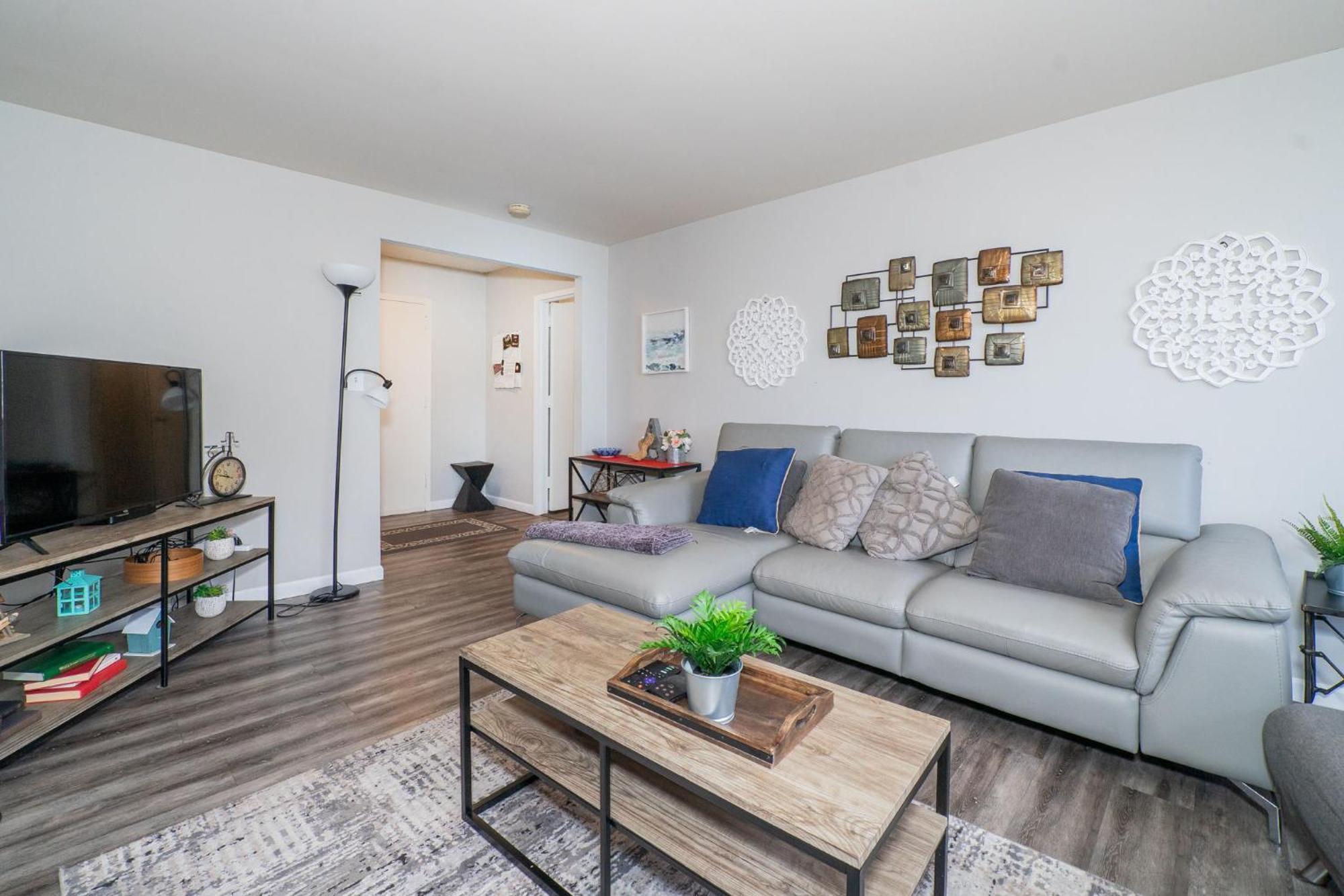 Welcoming Barn, 2 Bedroom & 1 Bath & Parking Atlanta Dış mekan fotoğraf